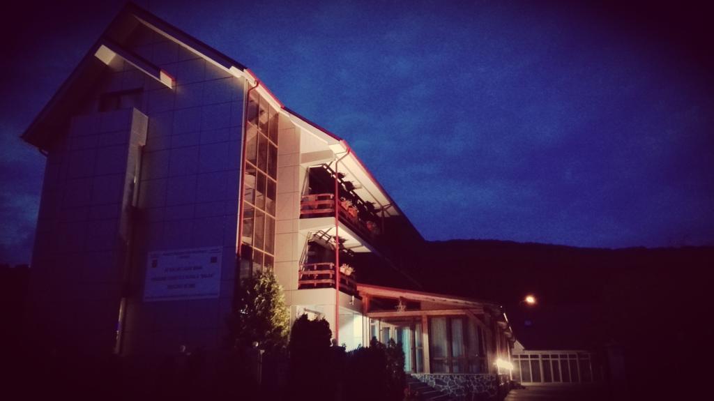 Pensiunea Balan Piatra Neamt Exterior photo