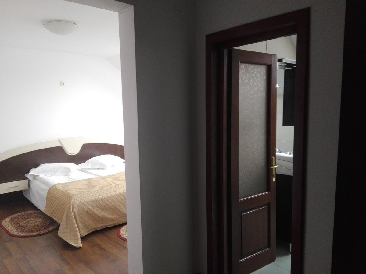 Pensiunea Balan Piatra Neamt Exterior photo